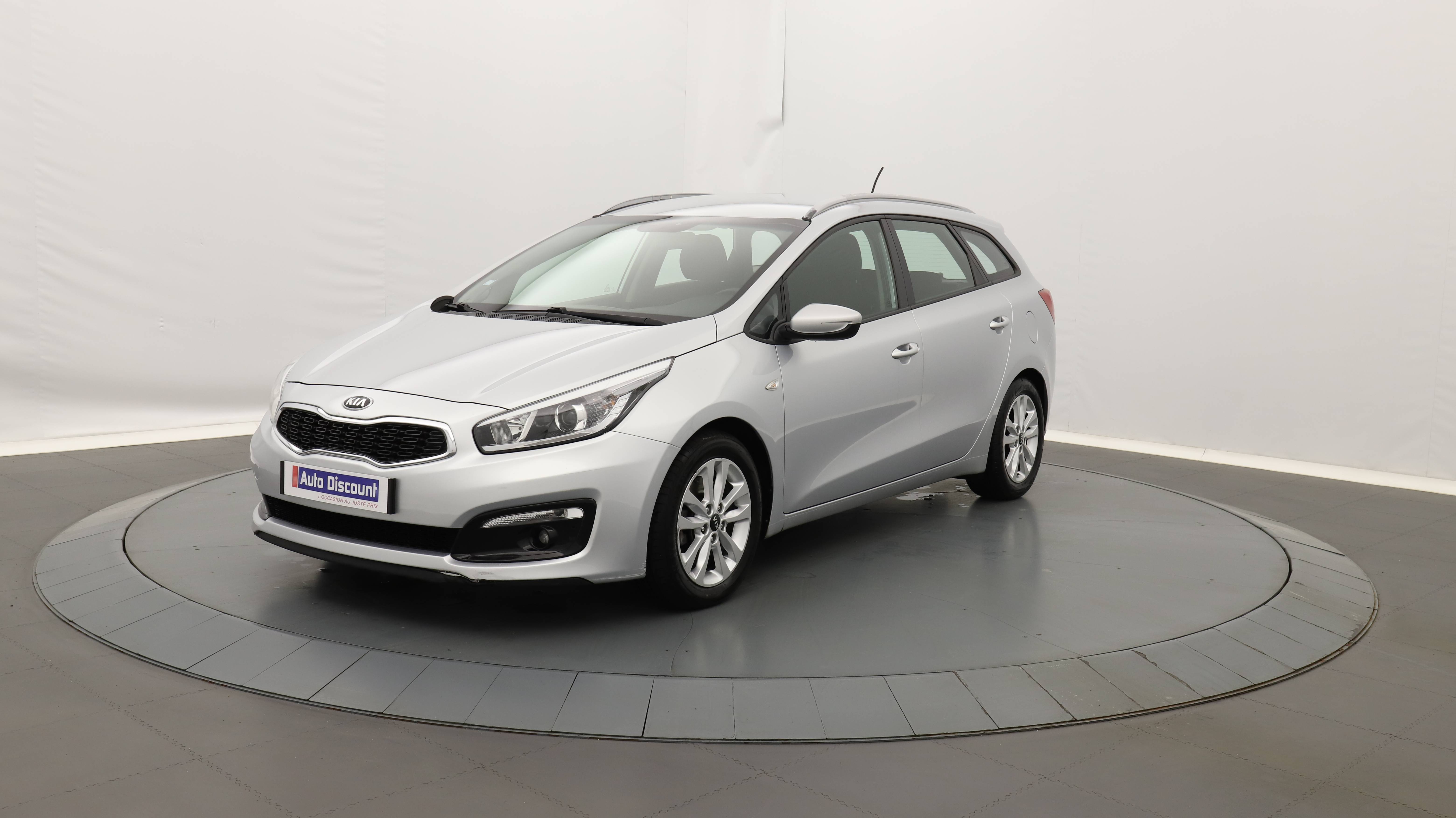 KIACee''d SW 1.6 CRDi 136 ch ISG Active DCT7 occasion en vente à Béziers au prix de 11 260 €
