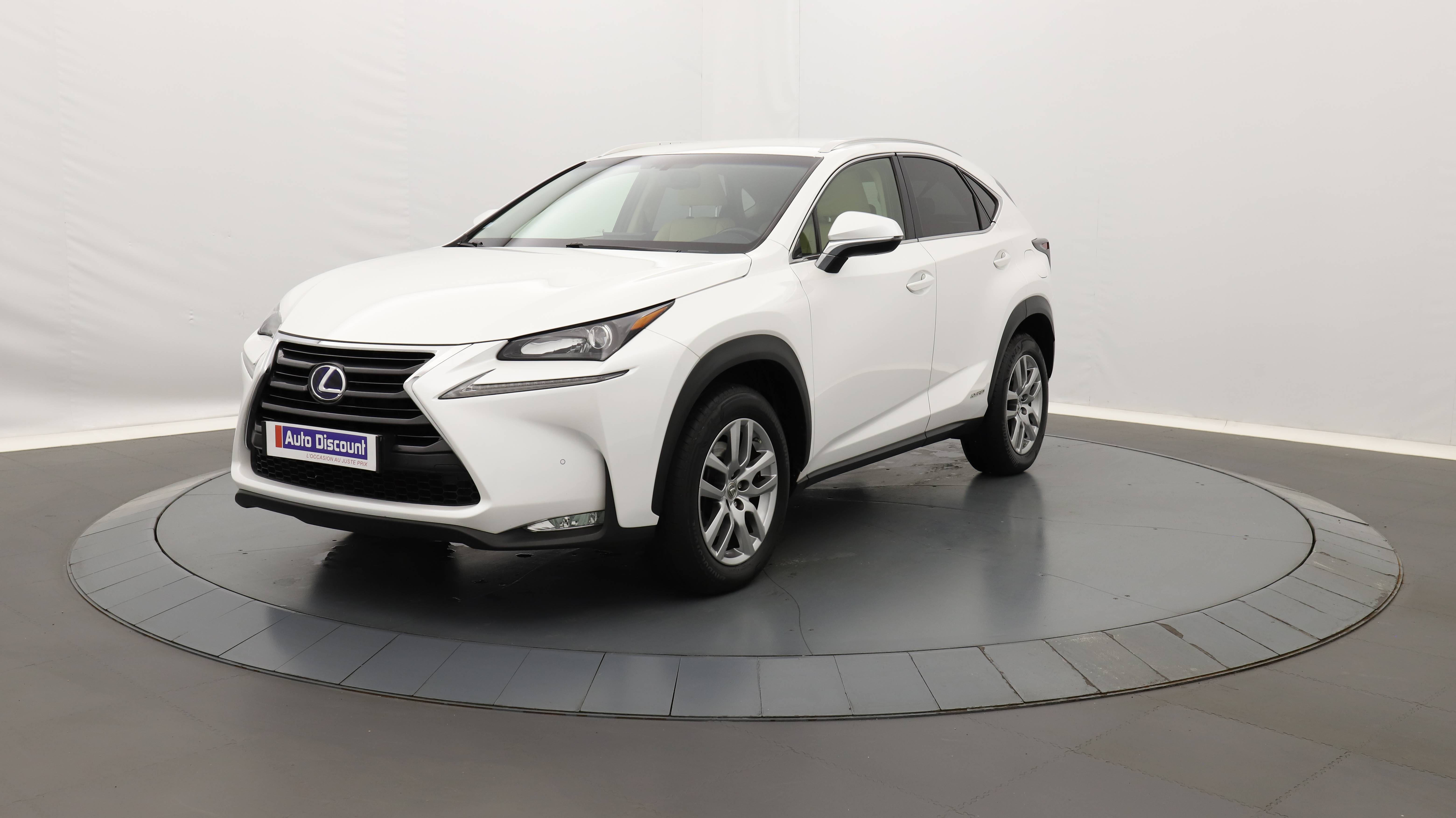 LEXUSNX 300h 4WD Luxe E-CVT occasion en vente à Béziers au prix de 25 990 €