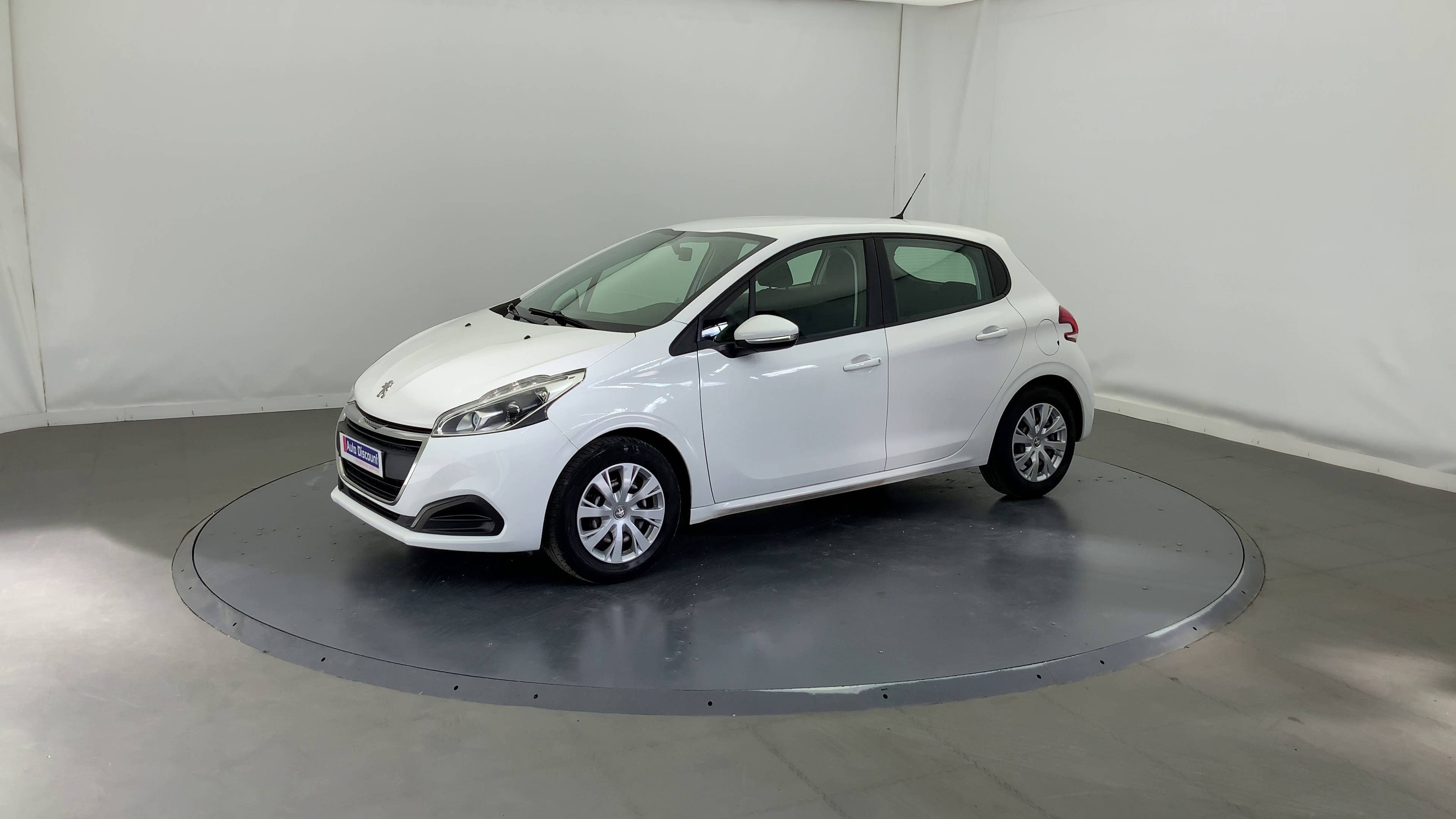 PEUGEOT208 PureTech 68ch BVM5 Active occasion en vente à Perpignan au prix de 8 390 €