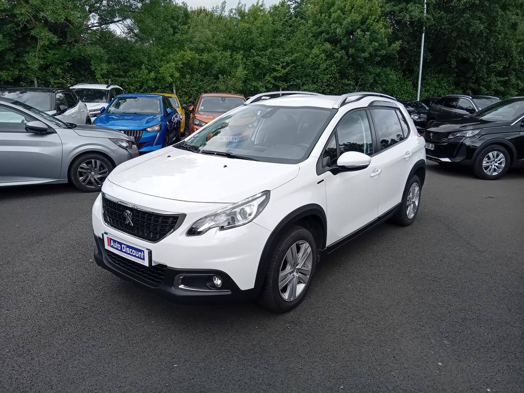 PEUGEOT2008 PureTech 82ch S&S BVM5 Signature occasion en vente à Auch au prix de 9 590 €