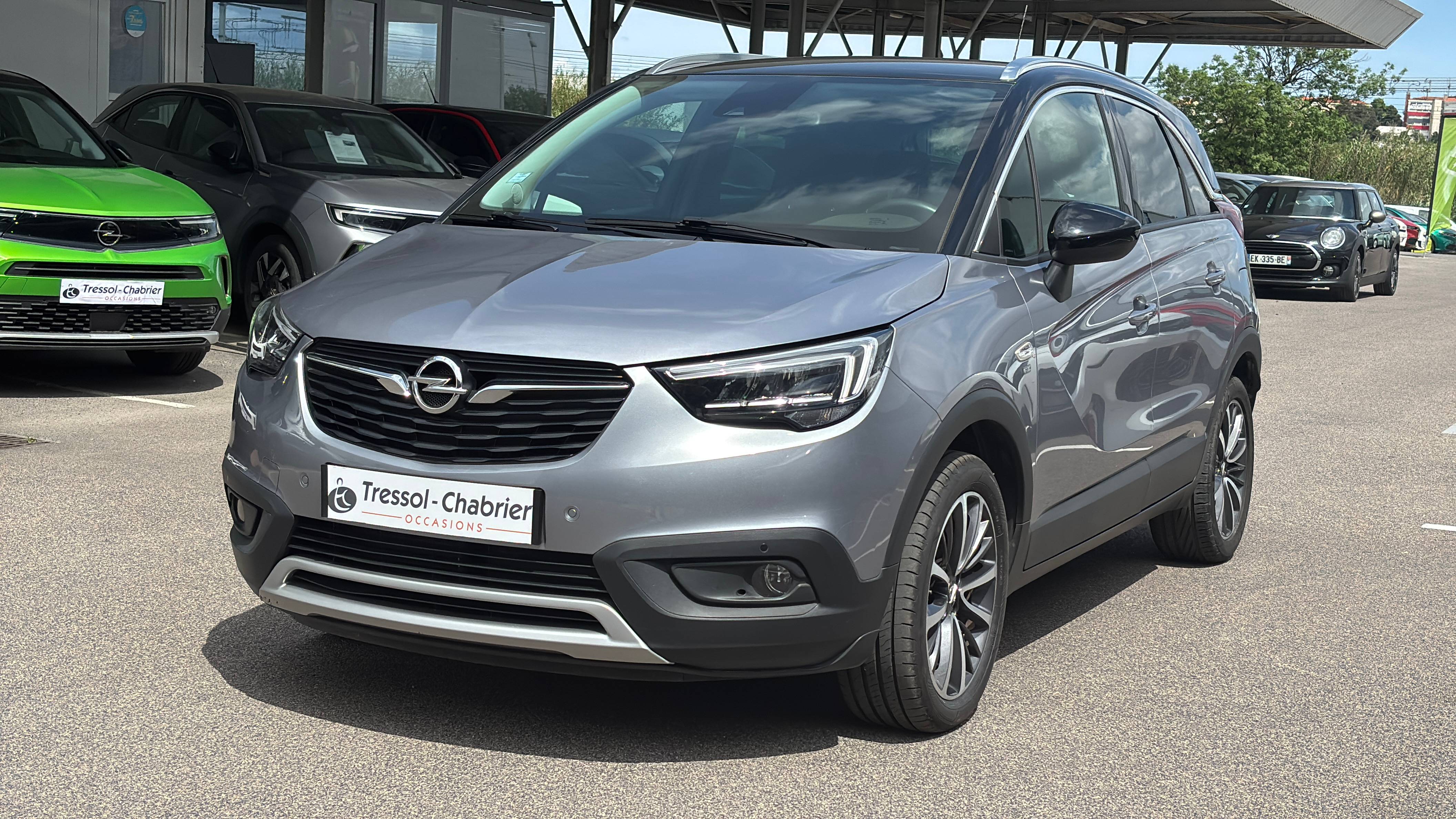 OPELCrossland X 1.2 Turbo 110 ch Design 120 ans occasion en vente à Perpignan au prix de 11 897 €