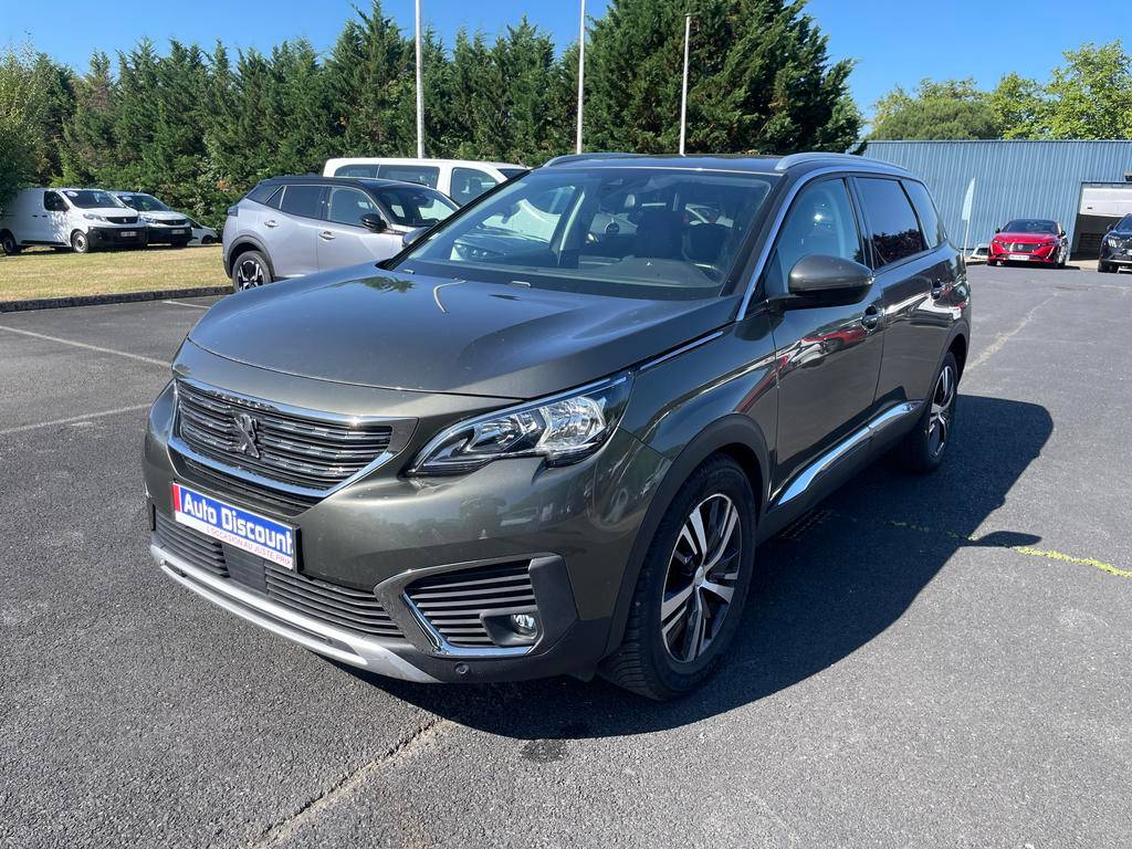 PEUGEOT5008 PureTech 130ch S&S BVM6 Allure occasion en vente à Brive-la-Gaillarde au prix de 16 998 €