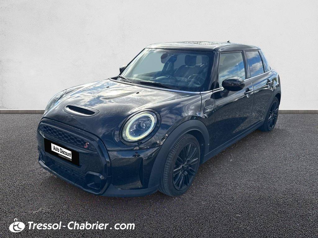 Photo MINI HATCH 5 PORTES F55 LCI II
