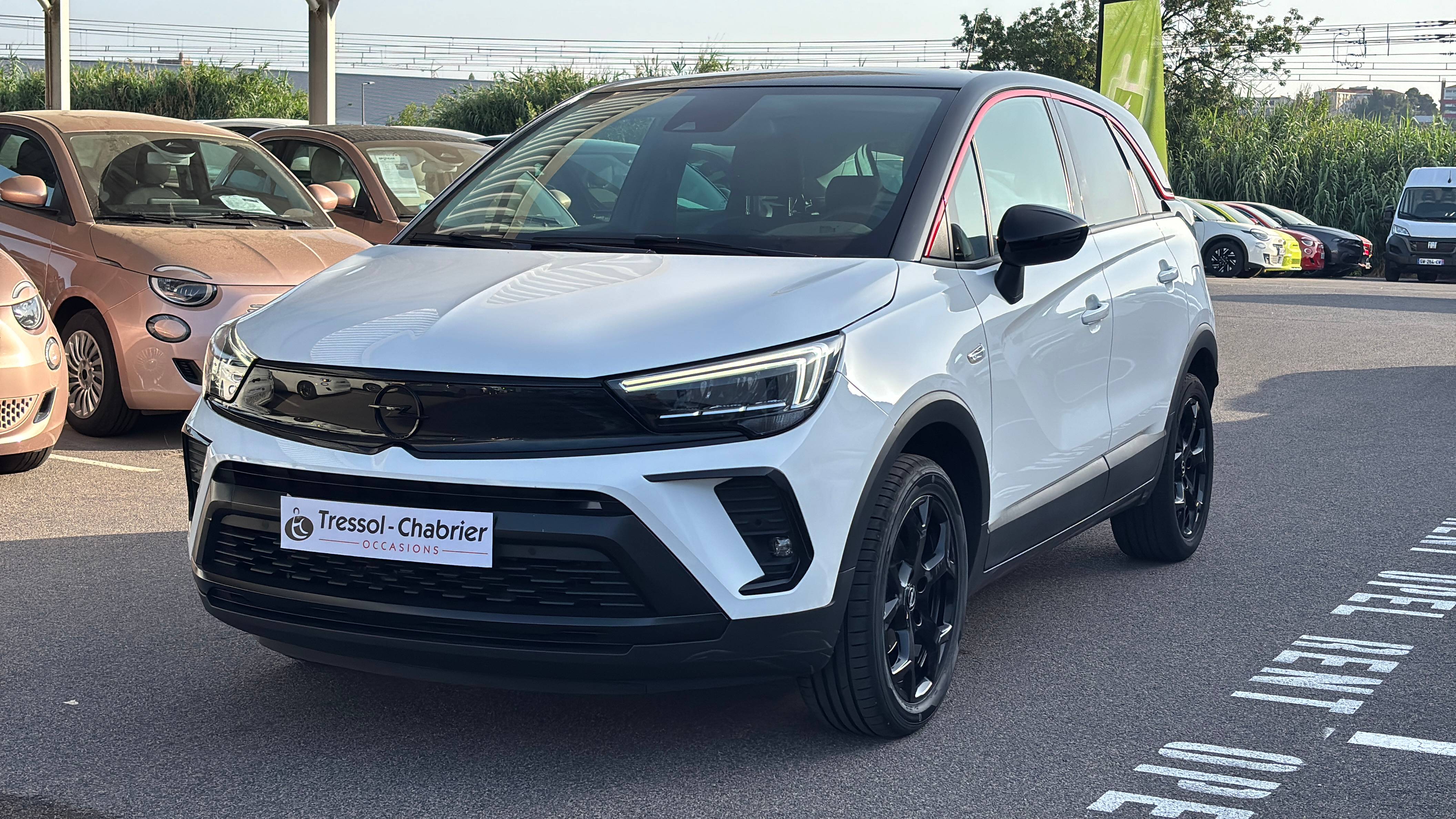OPELCrossland 1.2 Turbo 110 ch BVM6 GS Line occasion en vente à Perpignan au prix de 15 162 €