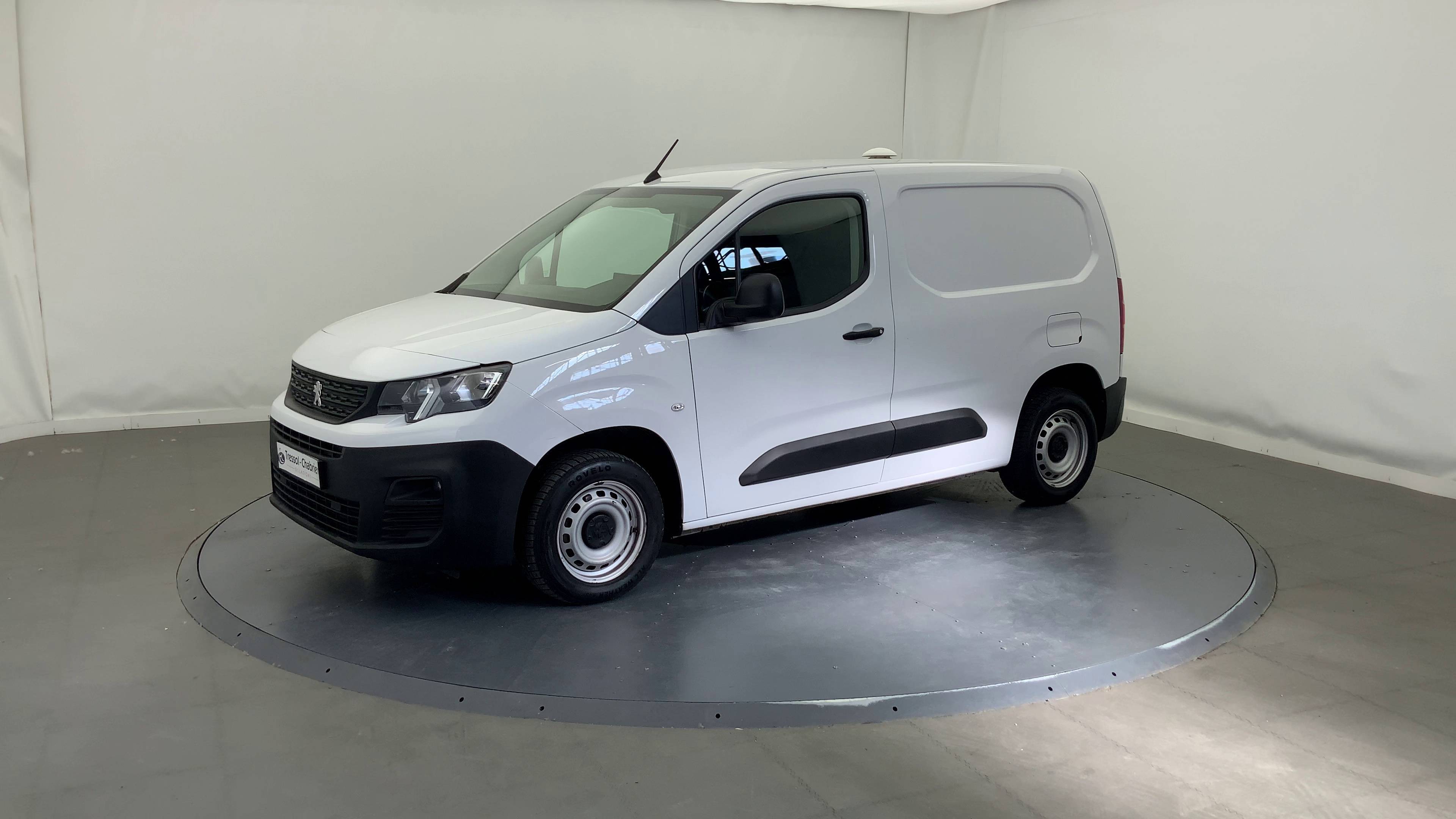 PEUGEOTPARTNER FOURGON STANDARD 650 KG BLUEHDI 100 S&S BVM6 ASPHALT occasion en vente à Perpignan au prix de 15 880 €