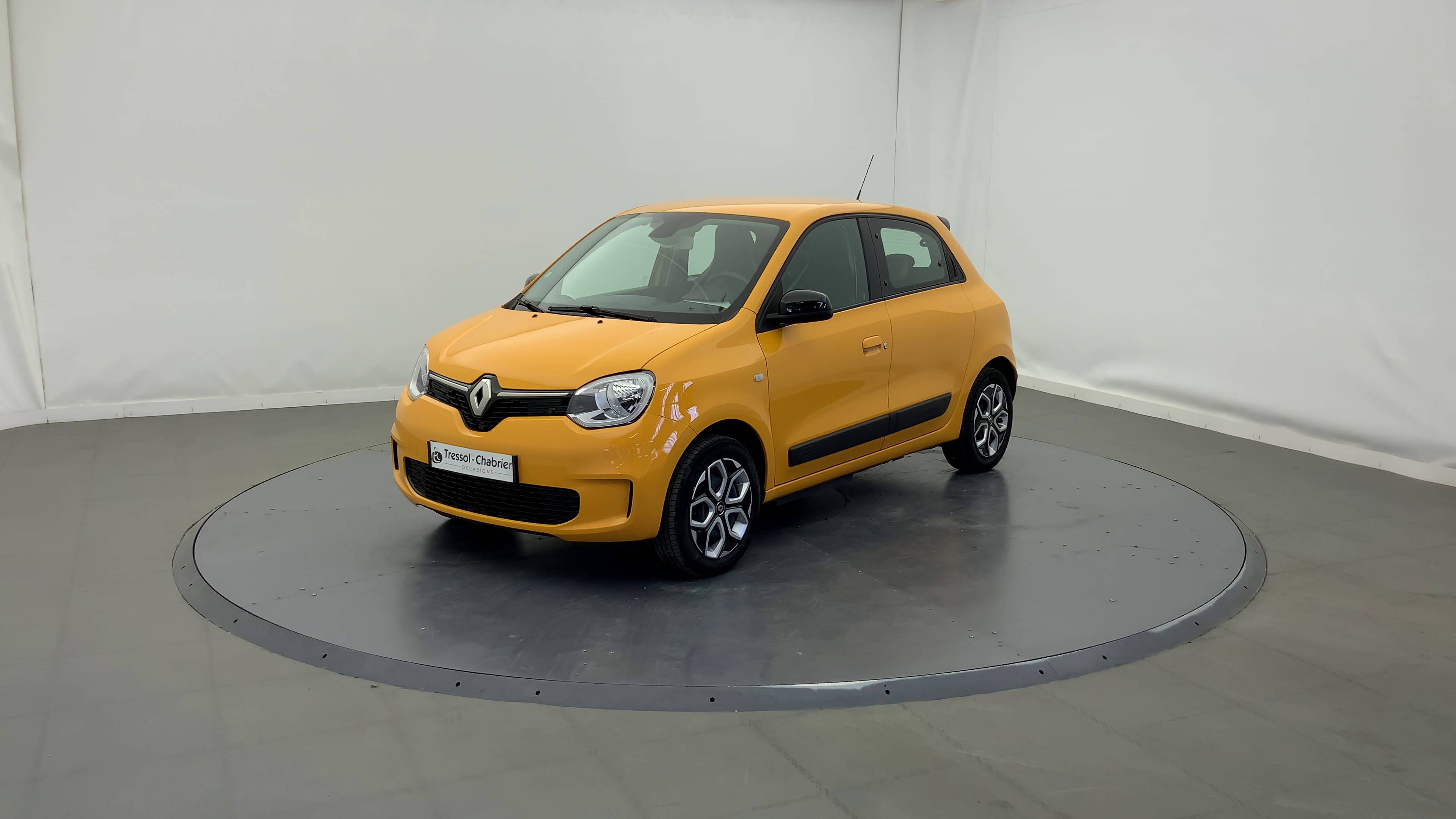 RENAULTTwingo III E-Tech Authentic occasion en vente à  au prix de 10 900 €