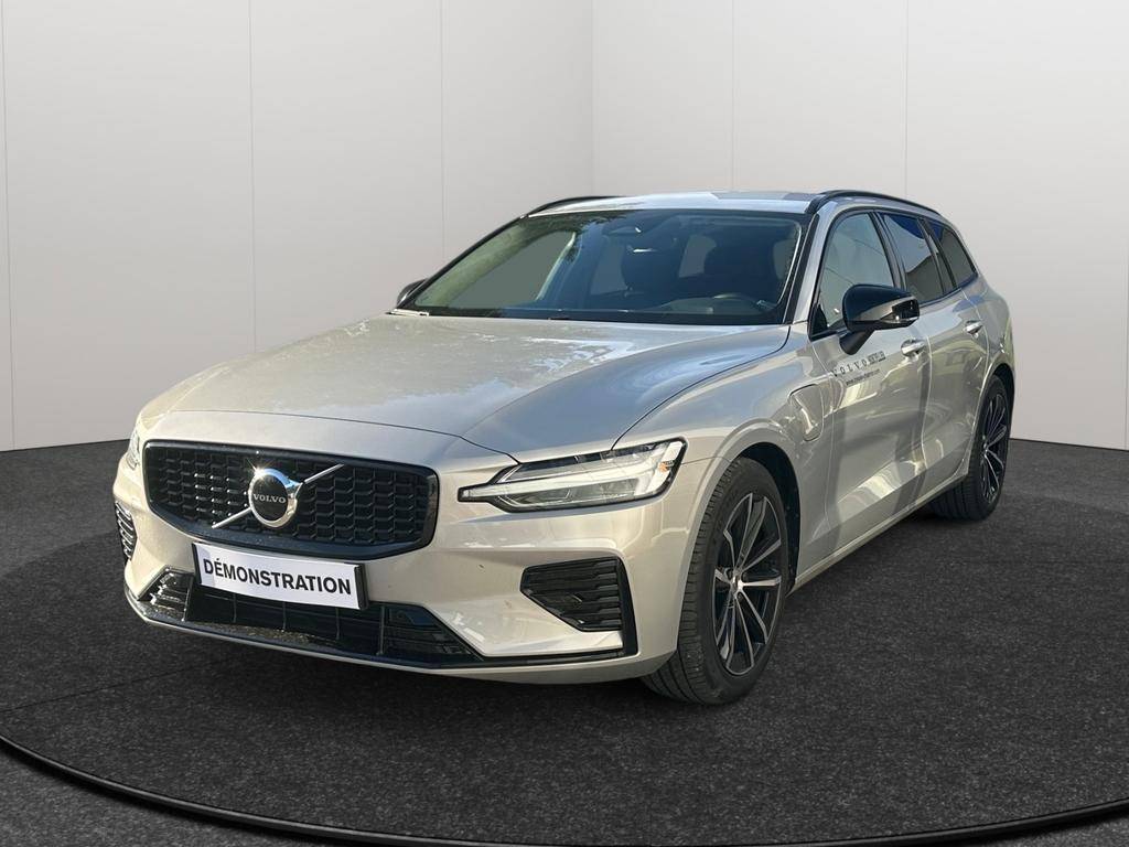 VOLVOV60 T6 AWD Hybride Rechargeable 253 ch + 145 ch Geartronic 8 Plus Style Dark occasion en vente à Béziers au prix de 52 990 €