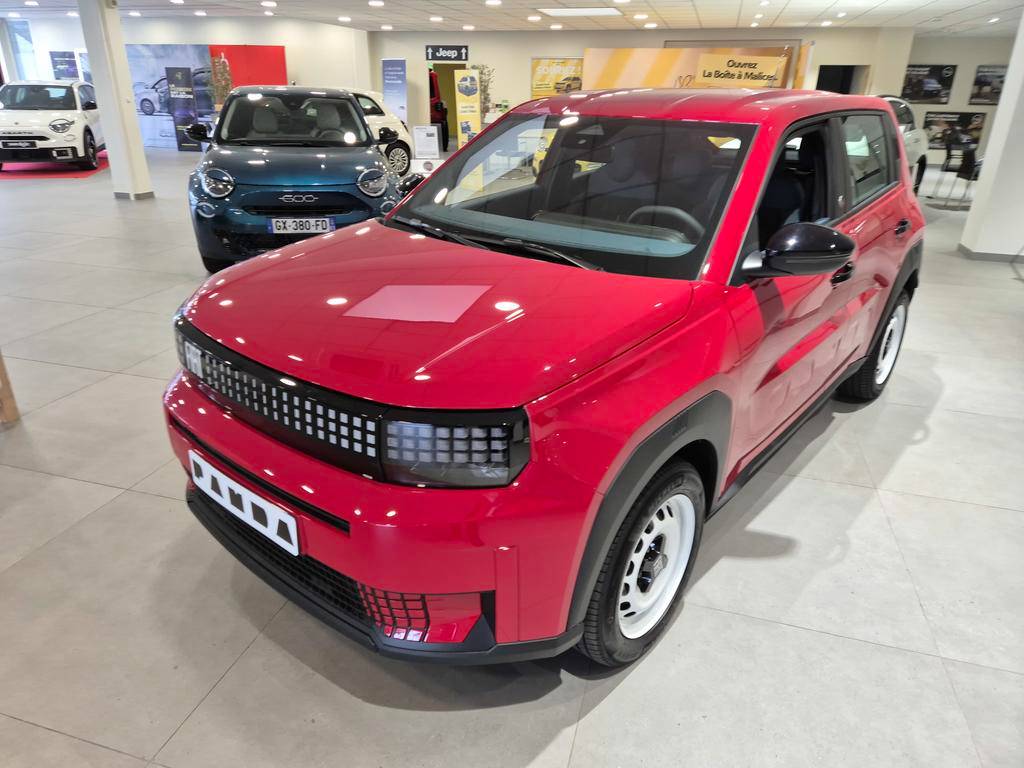 FIATGrande Panda e 83ch RED occasion en vente à Toulon au prix de 21 900 €