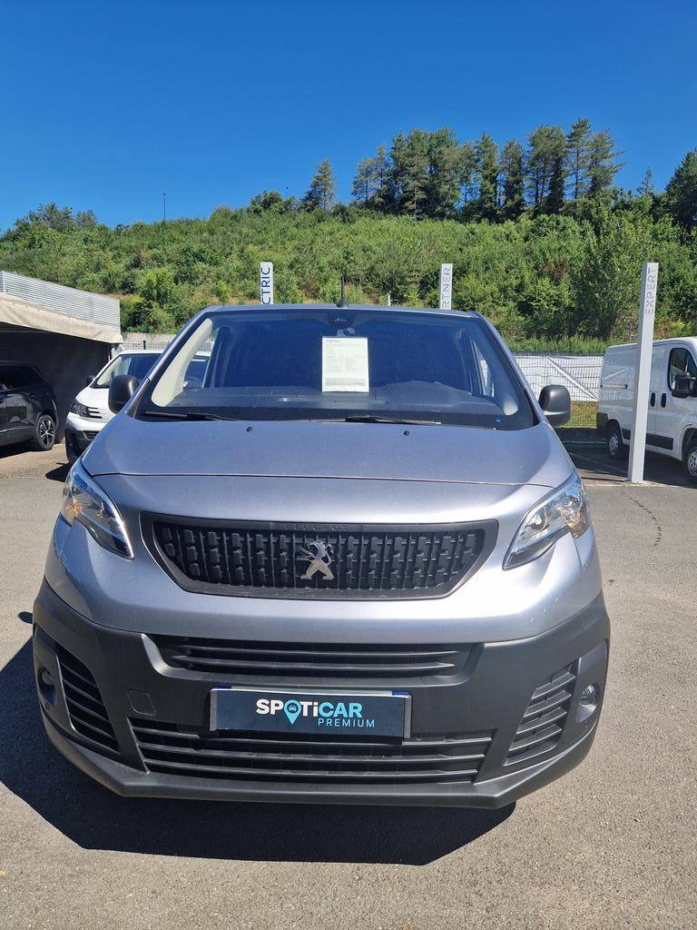 PEUGEOTe-Expert Fourgon Taille M 100kW (136ch) Batterie 75 occasion en vente à Brive-la-Gaillarde au prix de 42 990 €
