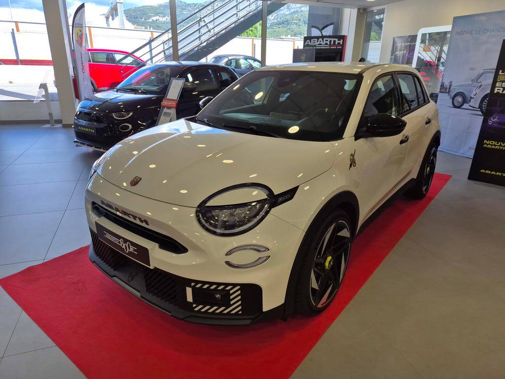 FIAT600e 156 ch 54 kWh La Prima occasion en vente à Toulon au prix de 36 900 €