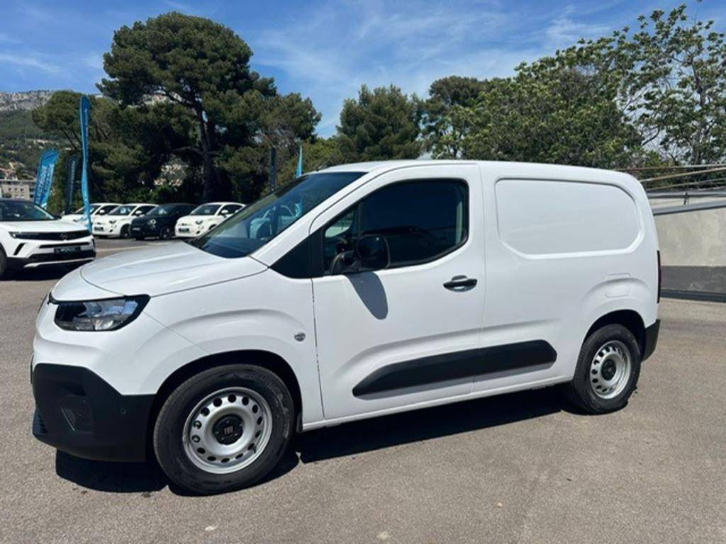 FIATDOBLO-E CARGO FOURGON M 800 KG ELECTRIQUE 100 KW BATTERIE 54 KWH occasion en vente à Toulon au prix de 28 500 €