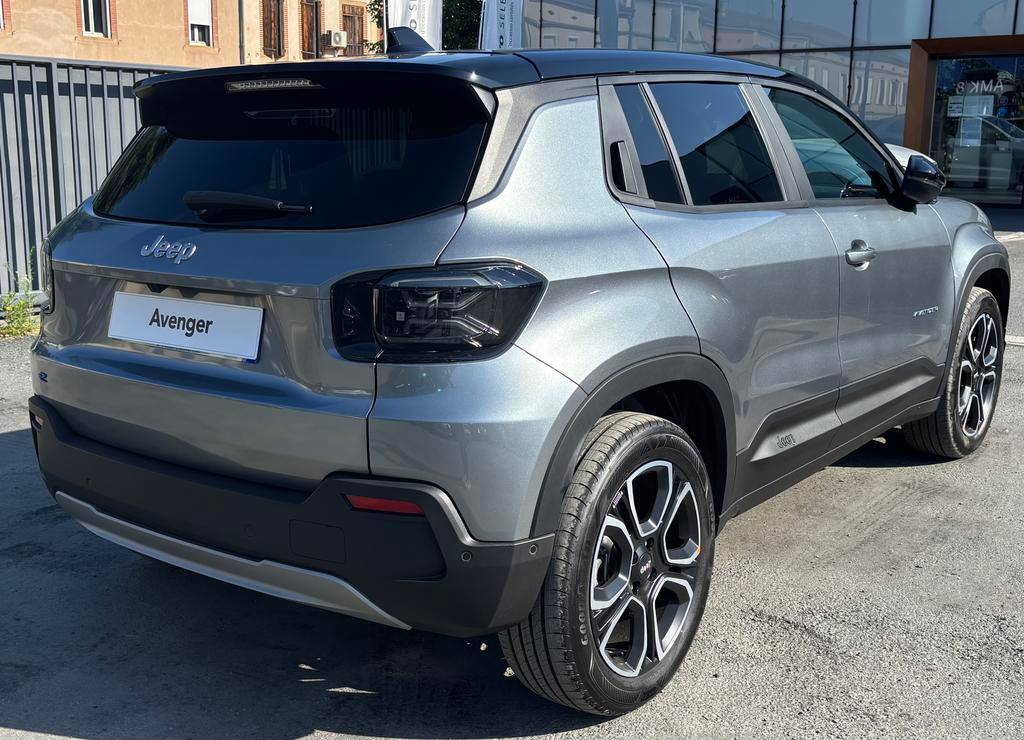 JEEPAvenger 115 kW 4x2 Summit occasion en vente à Albi au prix de 39 490 €